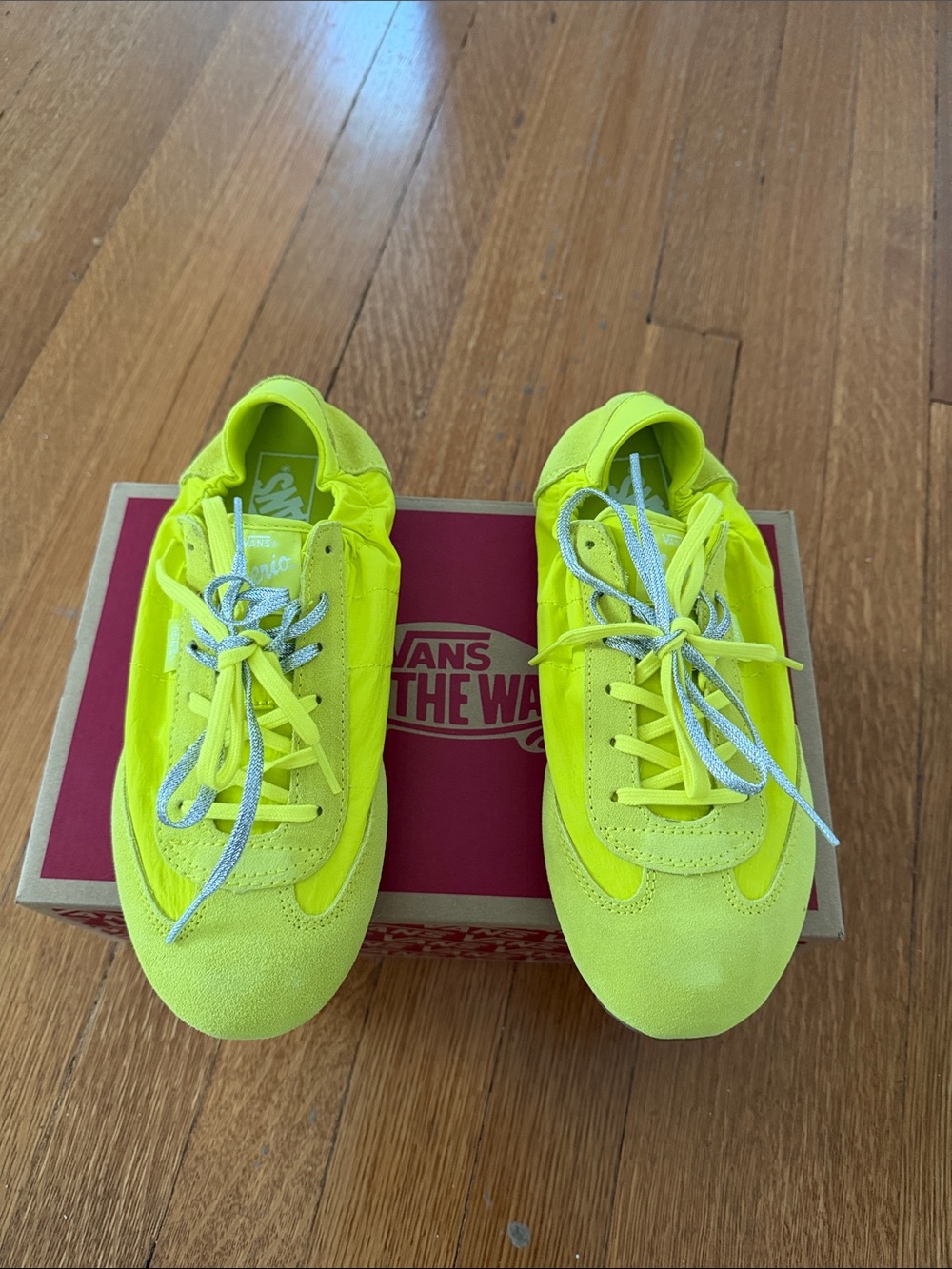 VANS SUPER LOWPRO COLLAPSE SHOES SIZE 9W BNWT